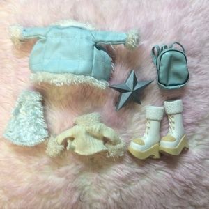 BRATZ Doll Snow winter clothing set | fuzzy jacket + boots